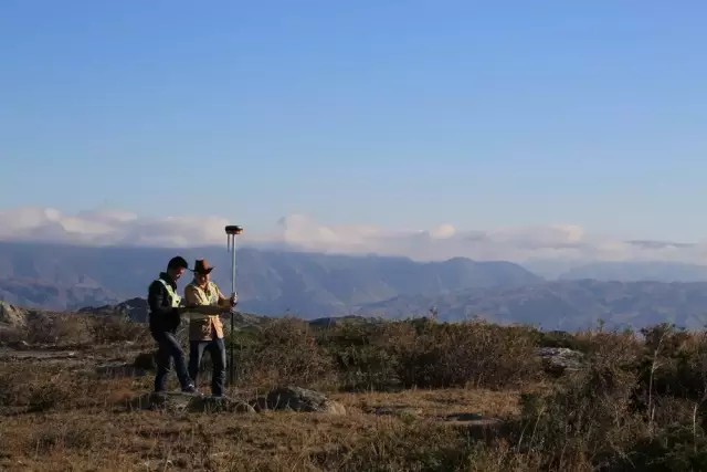 GPS接收機(jī)天線相位中心位置的偏差.jpg GPS接收機(jī)天線相位中心位置的偏差.jpg